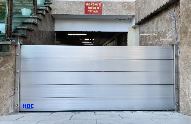 Tìm hiểu về cửa chống nước có thể tháo lắp bằng tay