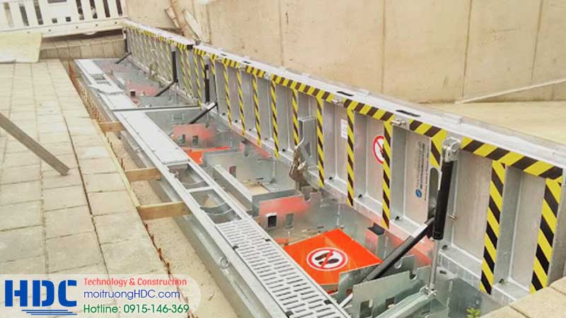Sản phẩm cửa chống ngập hà nội của hdc tối ưu tính năng