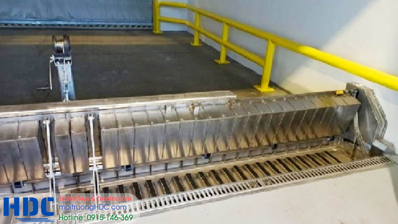 các loại cửa chống ngập bằng inox
