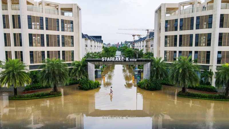 Biệt thự ngập nước khi mưa kéo dài