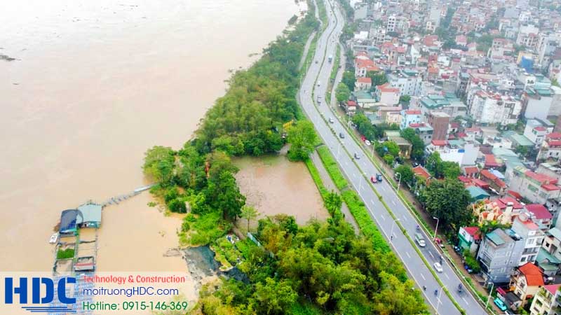 nếu không có cửa chống ngập thì tây hồ rất dễ bị úng trong mùa mưa