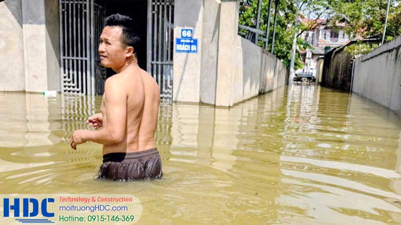 Hà nội ngập nước cao mỗi mùa mưa