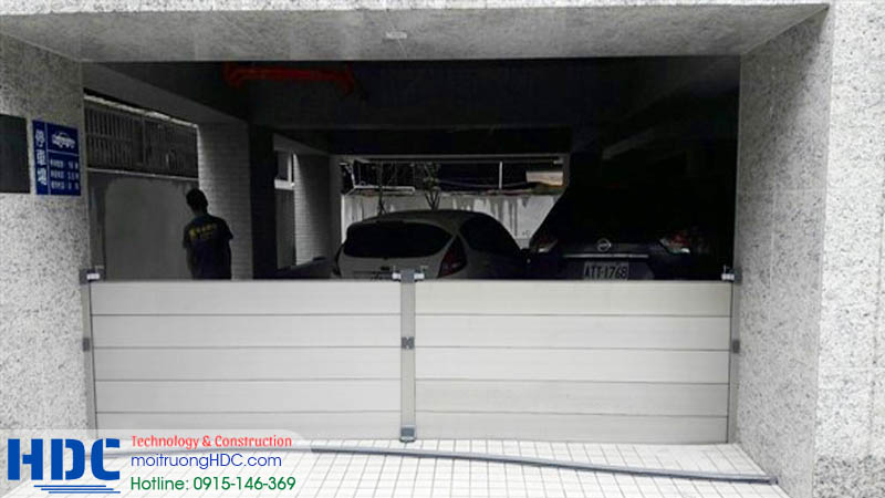 Cửa chống ngập tháo lắp bằng tay vô cùng đa dạng