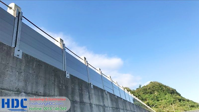 Yêu cầu và những thách thức của cửa chống ngập